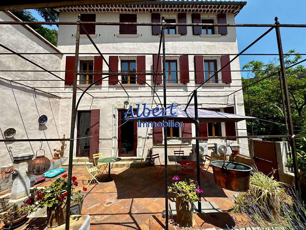 Maison à OLLIOULES