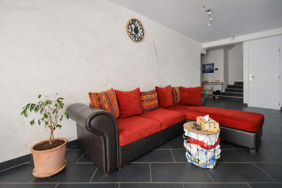 Maison à BARRAUX