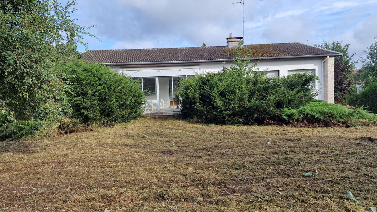 Maison à COMMERCY
