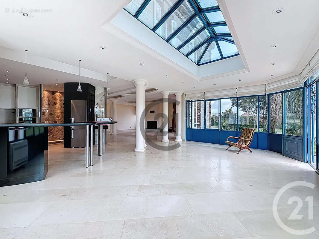 Maison à LAINES-AUX-BOIS