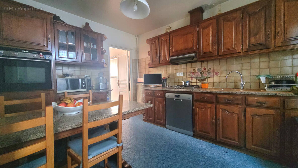 Appartement à AUBERVILLIERS