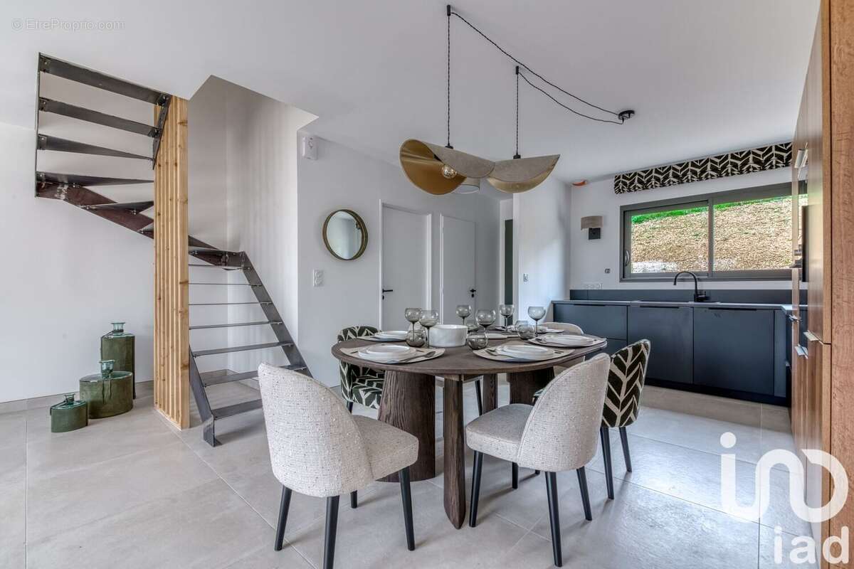 Photo 5 - Maison à LIMONEST