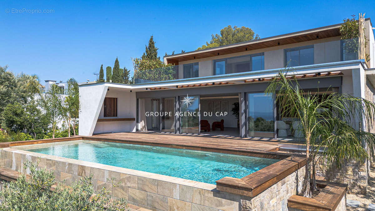 Maison à SAINT-RAPHAEL