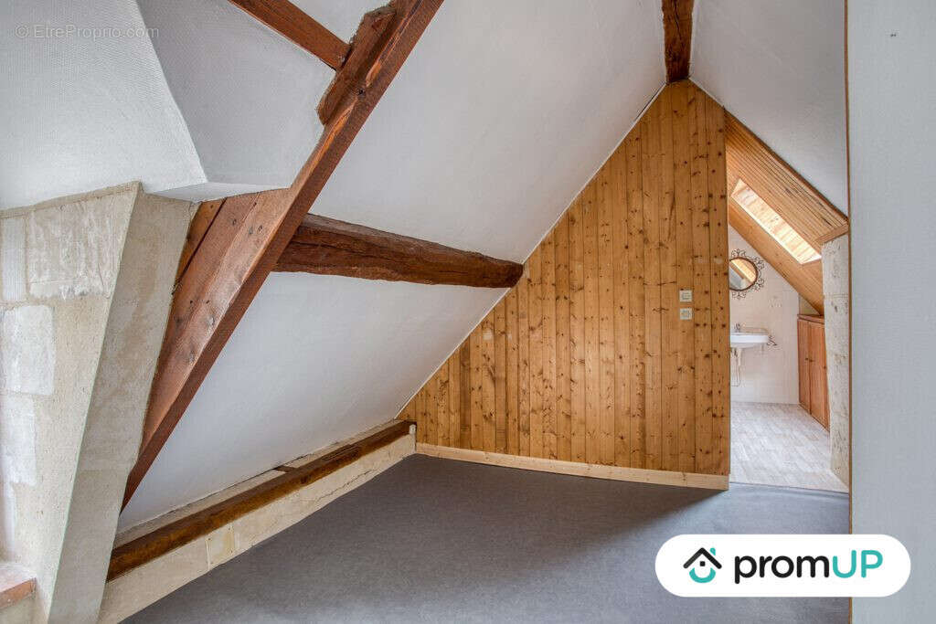 Maison à MAUVES-SUR-HUISNE