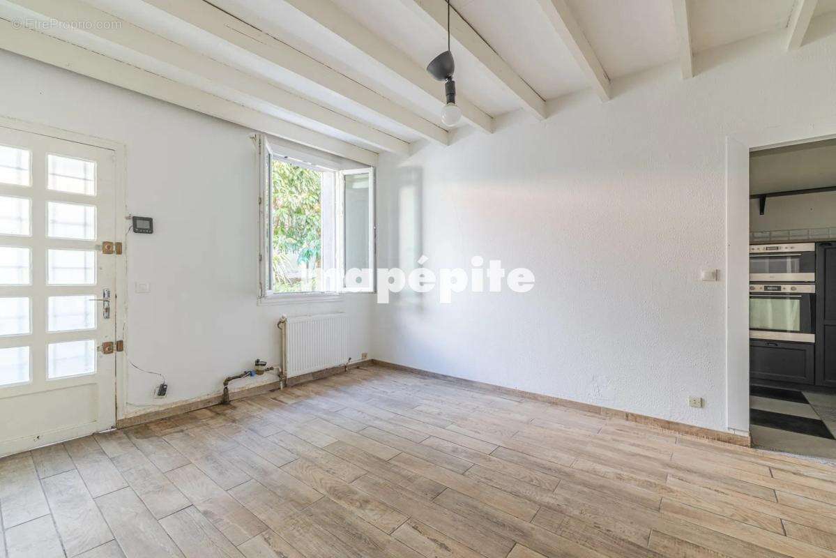 Maison à SAINT-DENIS