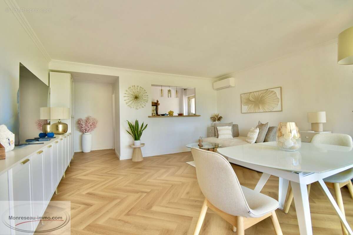 Appartement à LE CANNET