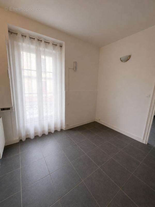 Appartement à MAISONS-ALFORT