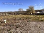 Terrain à LIZY-SUR-OURCQ