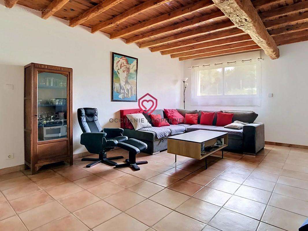 Maison à LA POMAREDE