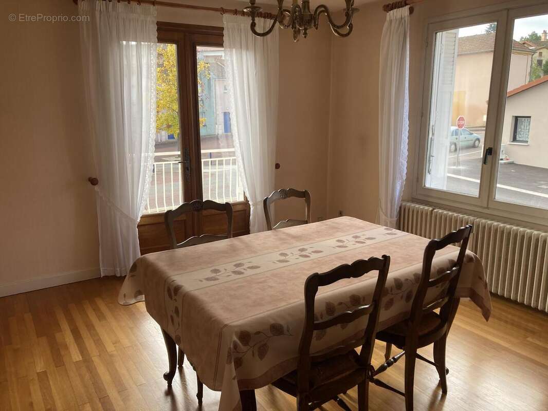 Photo 6 - Maison à SAINT-DENIS-DE-CABANNE