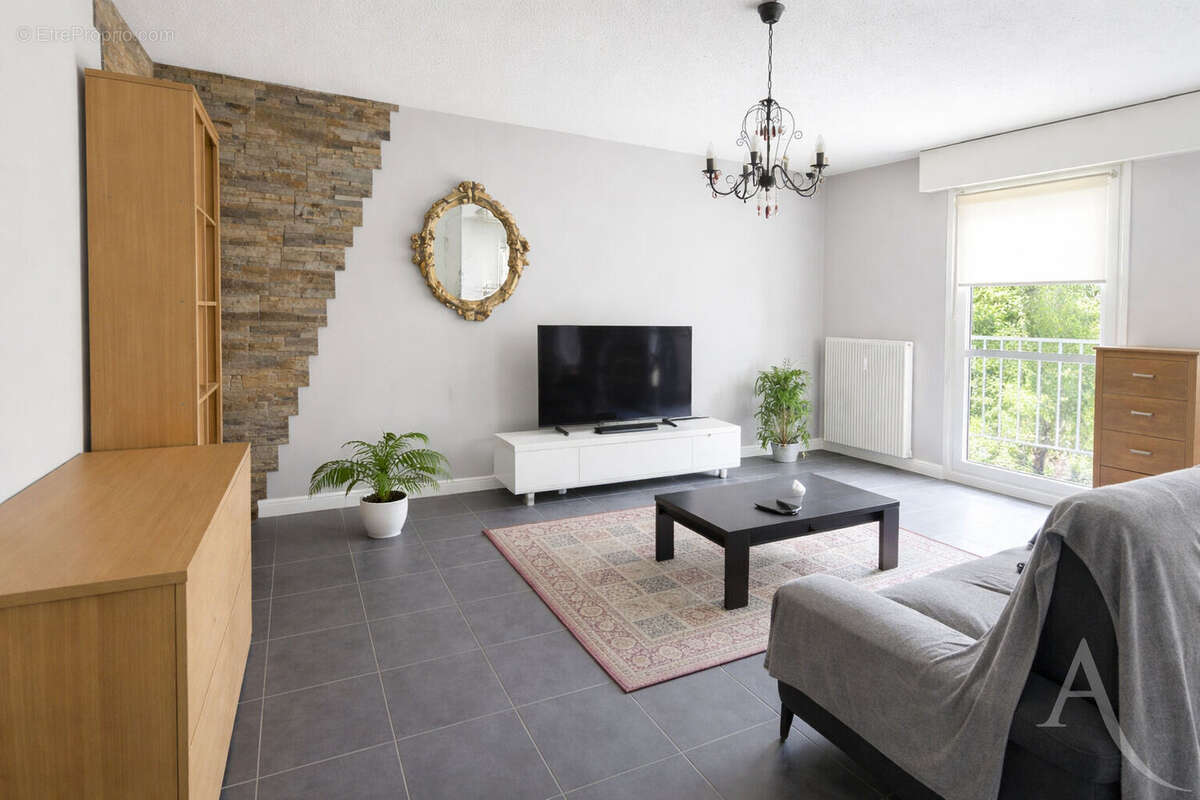 Appartement à MOULINS-LES-METZ