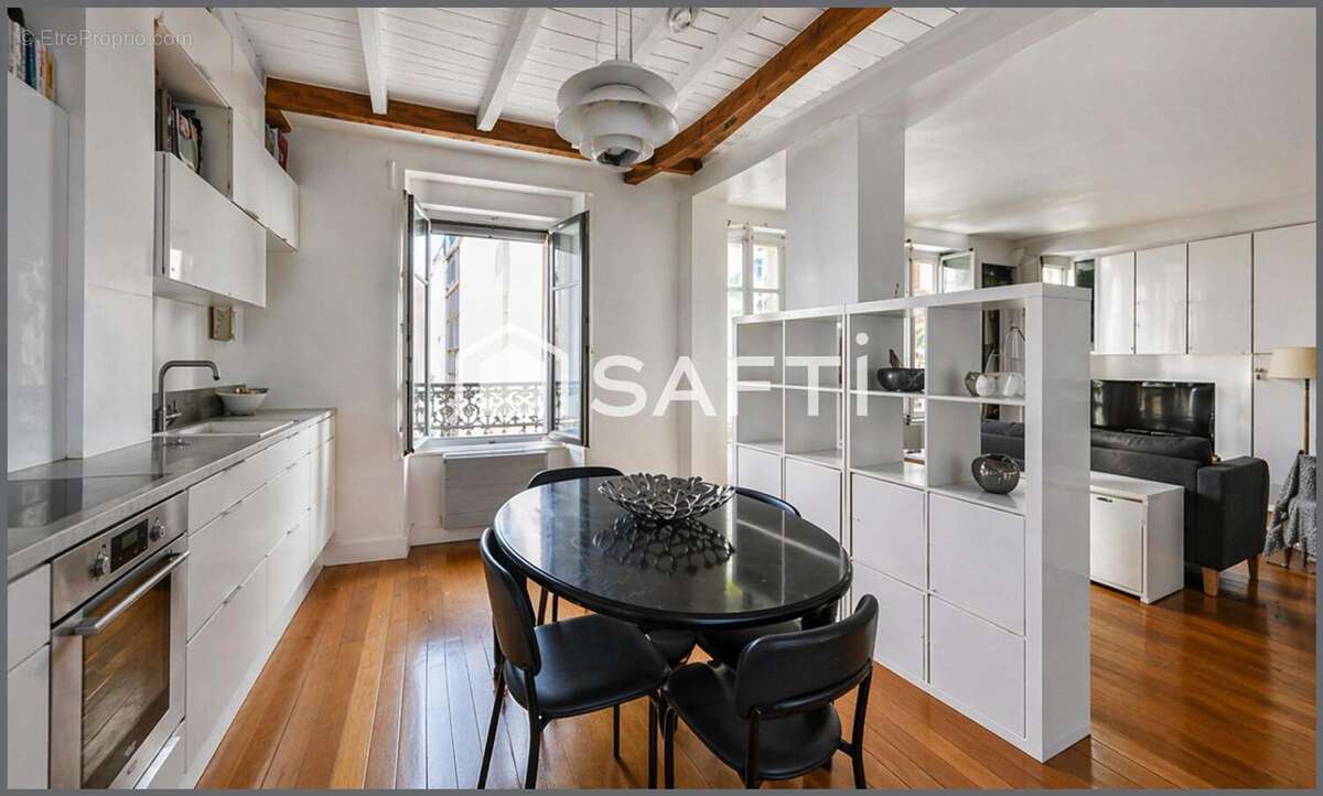 Photo 3 - Appartement à PARIS-18E