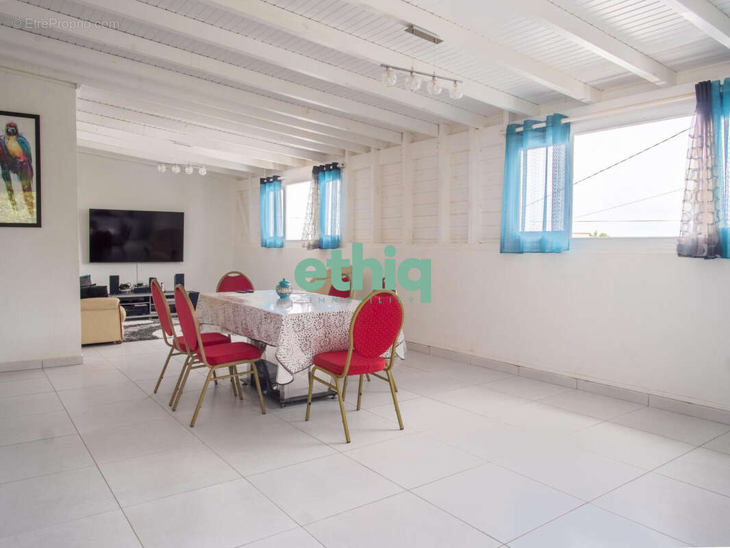 Maison à SAINT-FRANCOIS