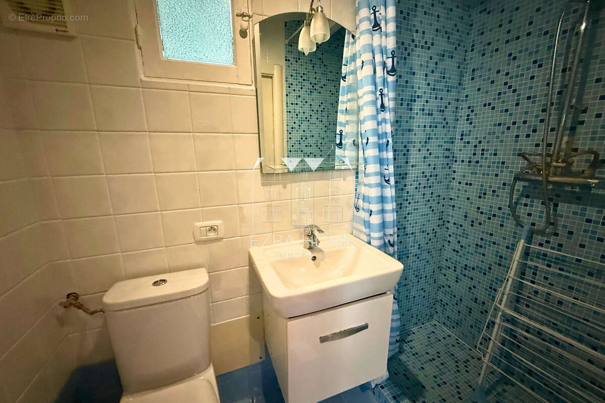 Appartement à PARIS-14E