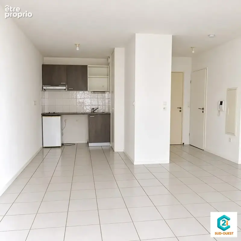 Appartement 2 pièces 42 m² à vendre à Douai (59500) - photo 3
