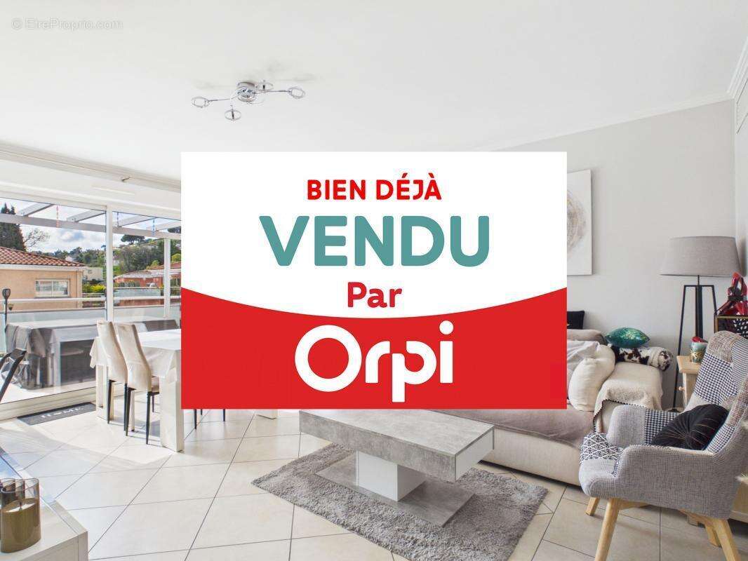 Appartement à MANDELIEU-LA-NAPOULE