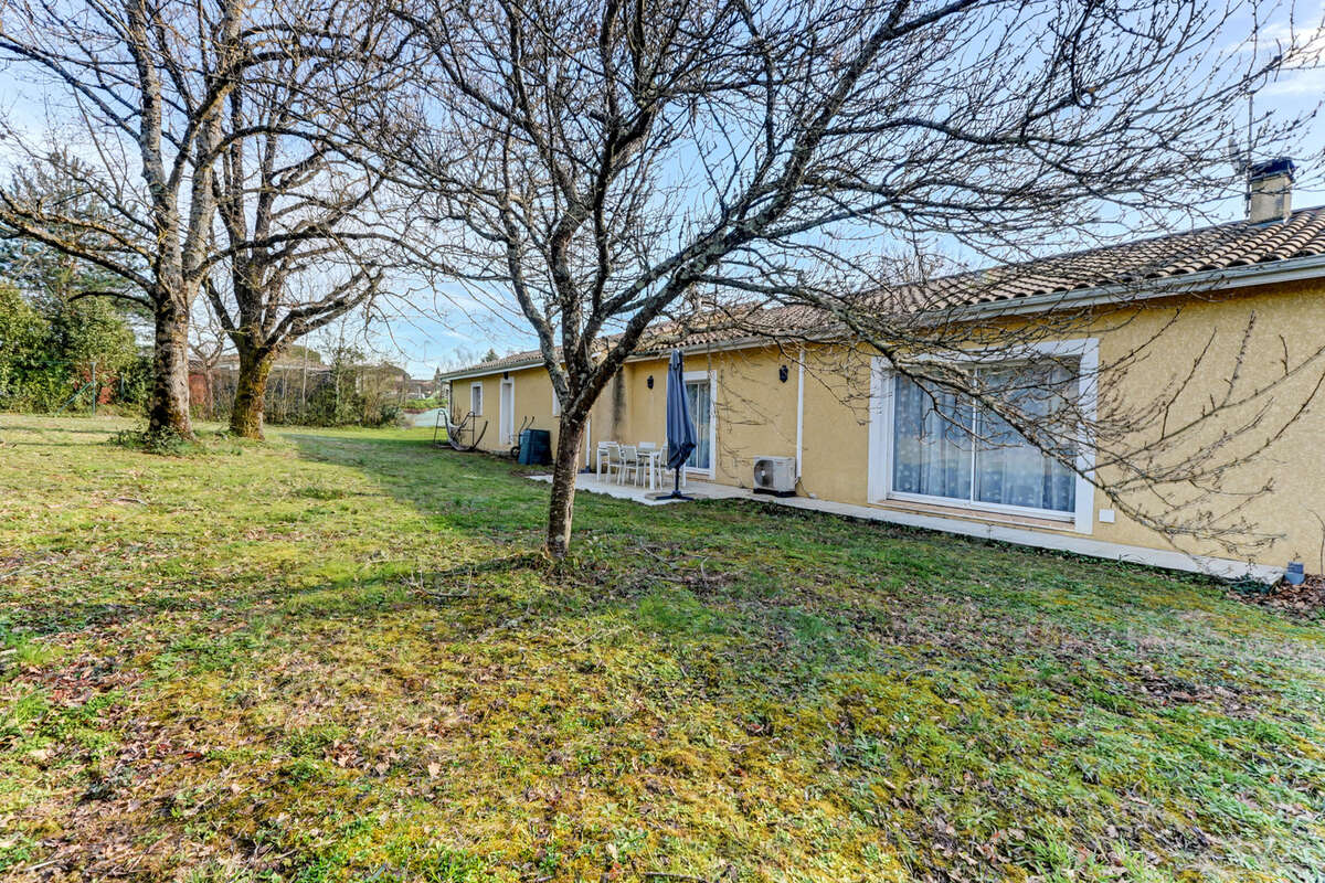 LAPEYROUSSE-FOSSAT Maison 200 m2 à vendre - photo 21