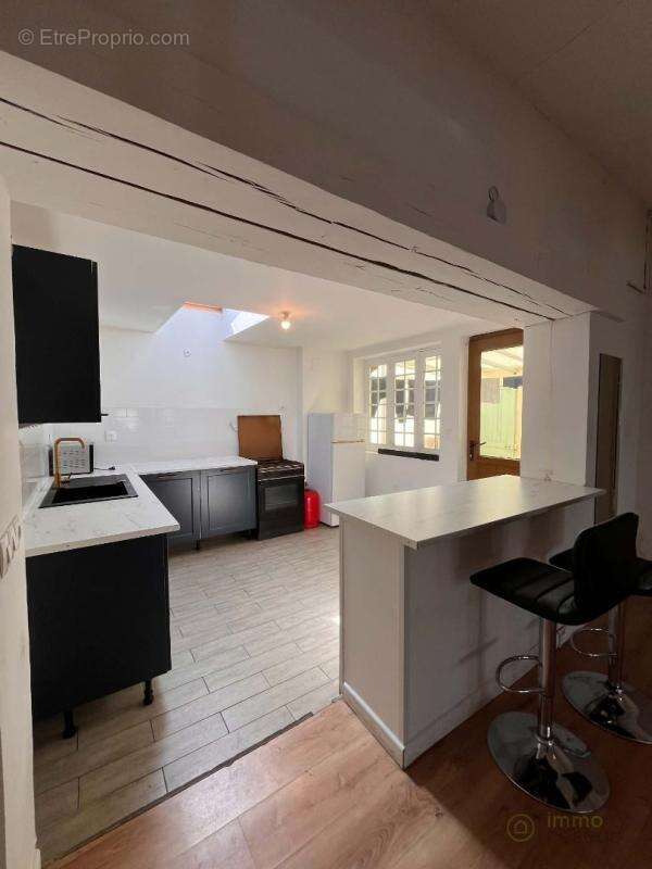 Maison 80 m² à Louvroil  - photo 4
