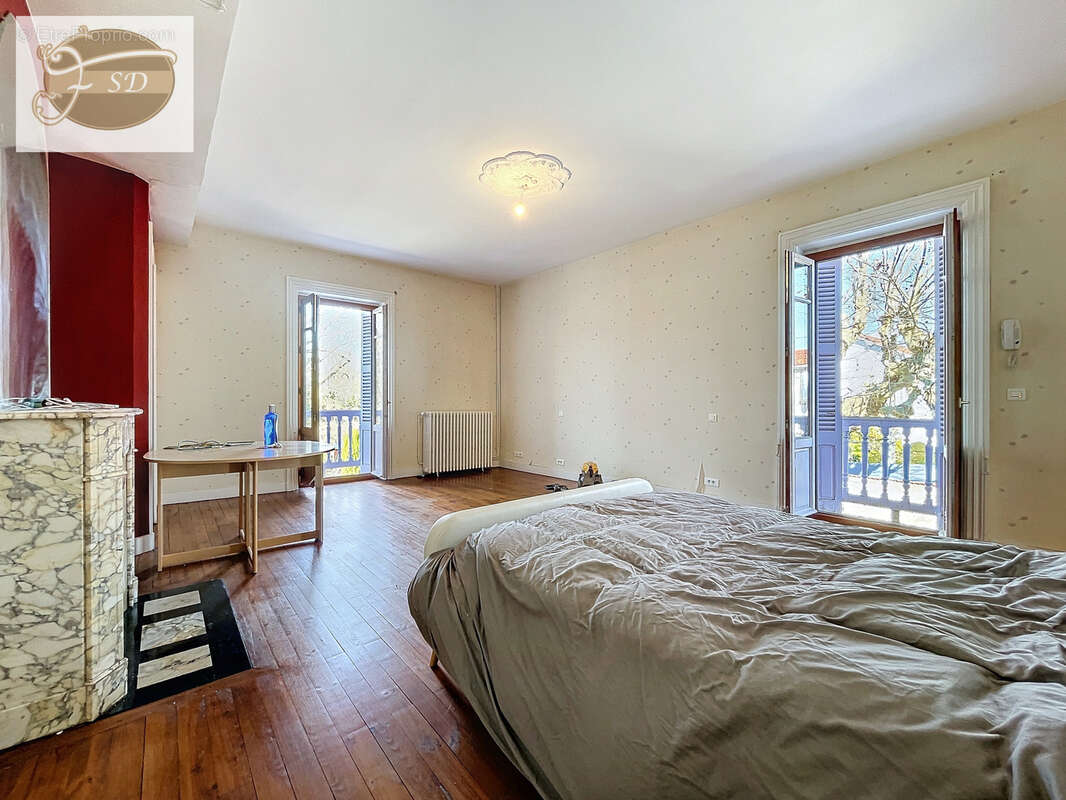 Maison à ANDREZIEUX-BOUTHEON