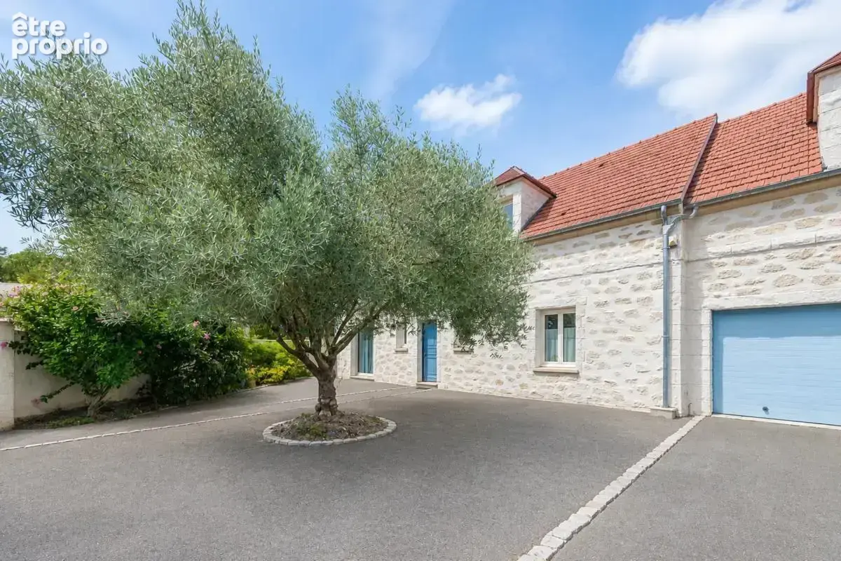 Maison de 8 pièces de 180 m² à Jambville - photo 23