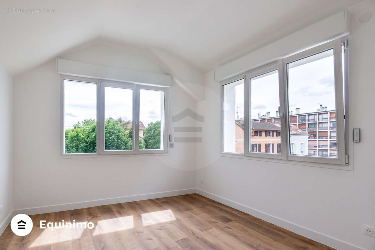 Maison à FONTENAY-SOUS-BOIS