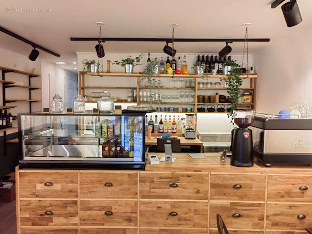 Commerce à MARSEILLE-2E