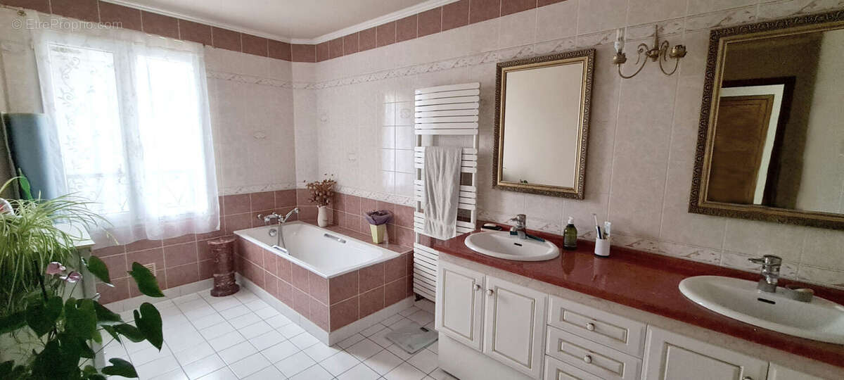 Maison à VILLEPARISIS