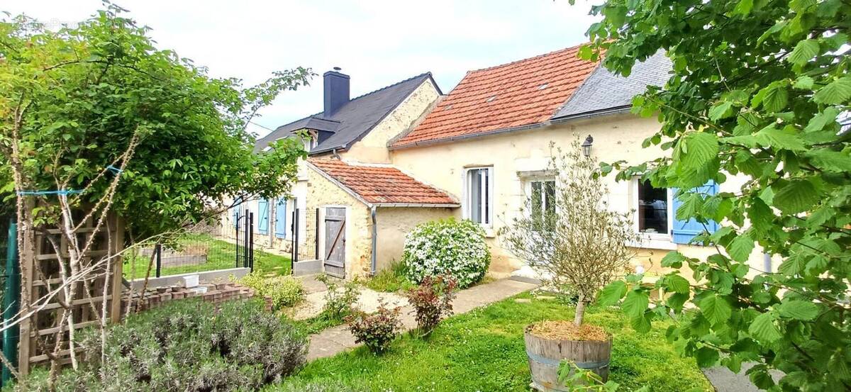 Maison à BAUGE
