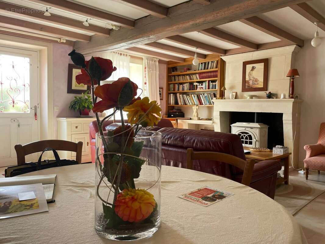Maison de village de caractère à proximité de Saintes - photo 13
