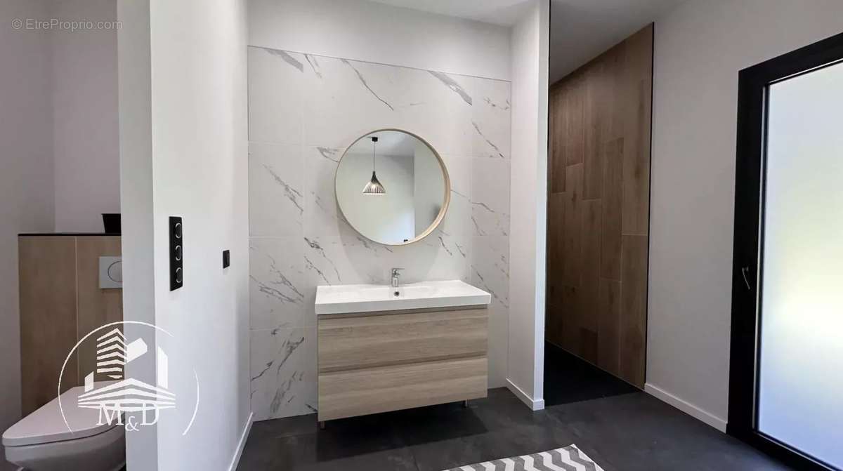 Maison à GRATENTOUR