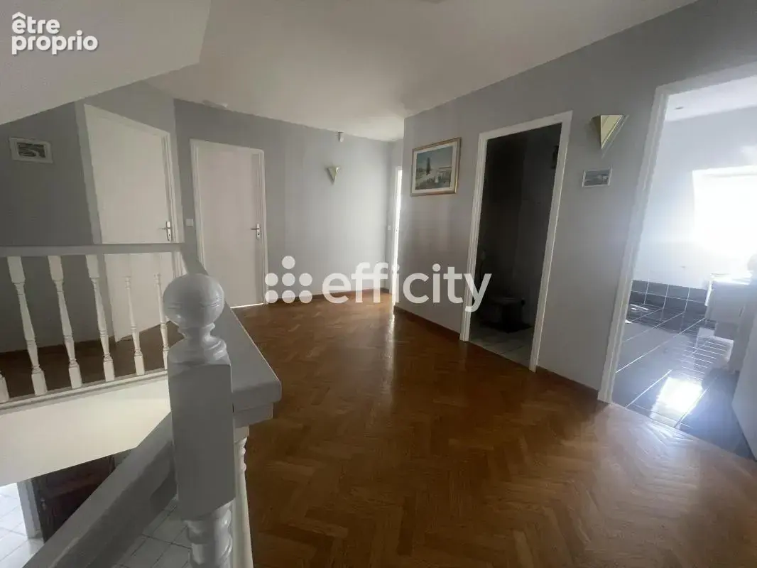 Maison 6 pièces 210 m² à vendre à Phalempin (59133) - photo 15