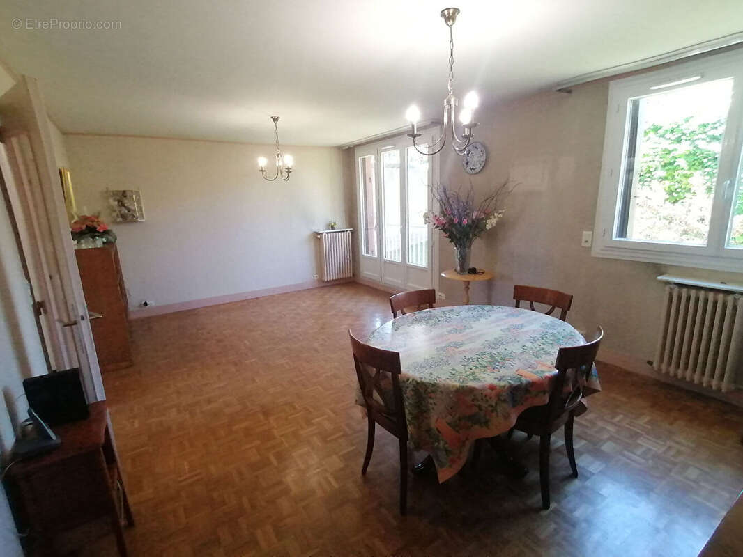 Appartement à NOISY-LE-SEC