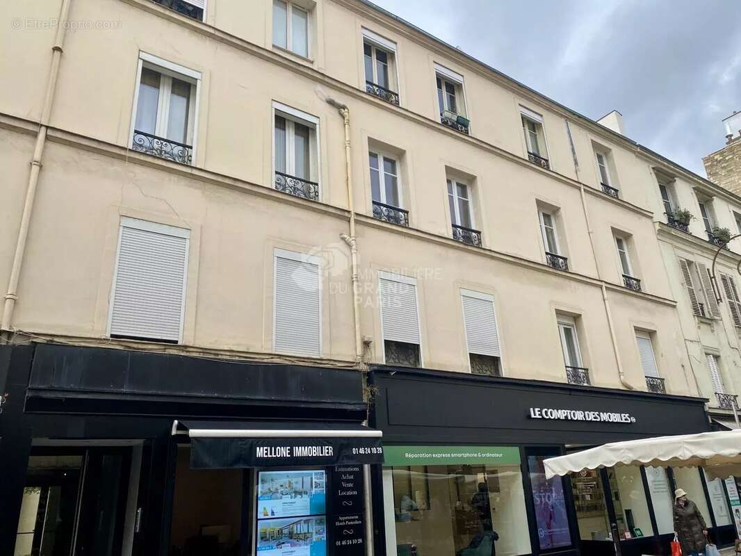 Appartement à NEUILLY-SUR-SEINE