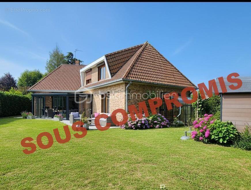 Maison à SAINGHIN-EN-MELANTOIS