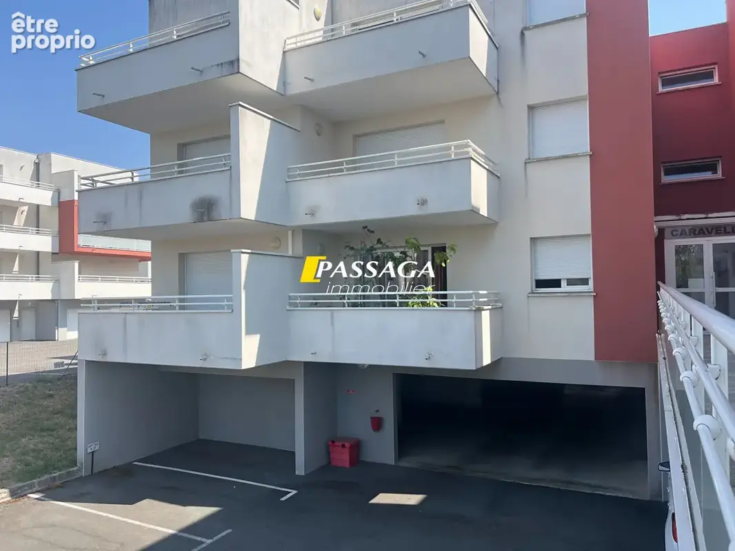 A VENDRE - Appartement de type 2 avec parking - OLEMPS - photo 1