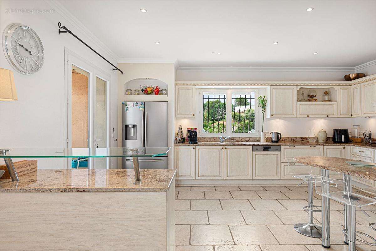 Maison à MOUANS-SARTOUX