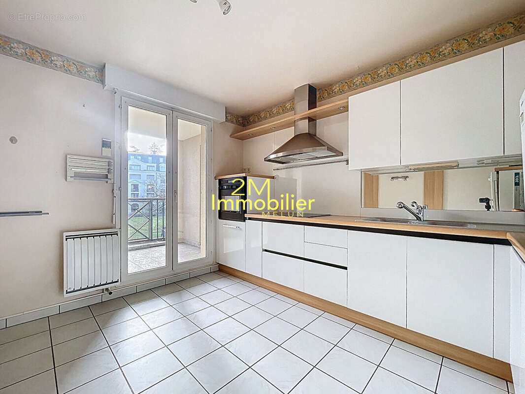 Appartement à DAMMARIE-LES-LYS