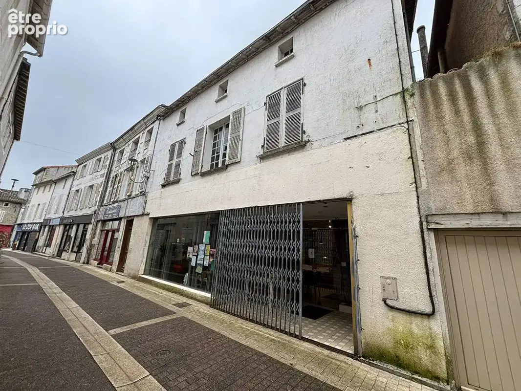Immeuble de rapport 257m² à civray - photo 2