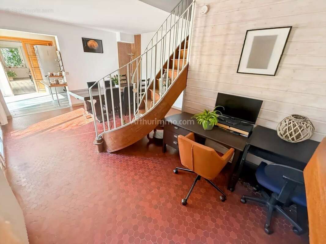 Maison à SOISY-SUR-SEINE