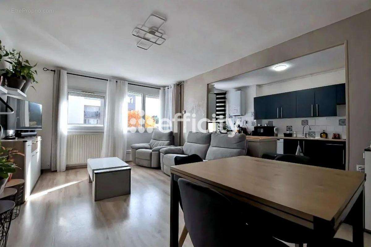 Appartement à FEYZIN