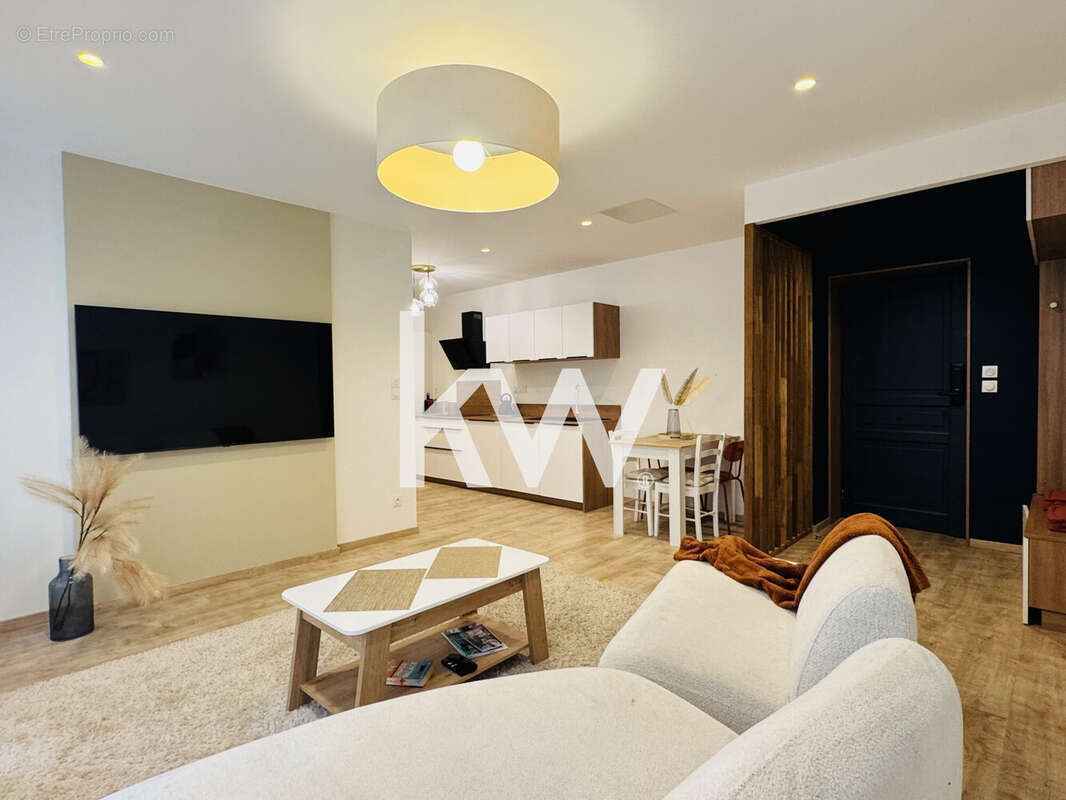 Appartement à SAINT-ETIENNE