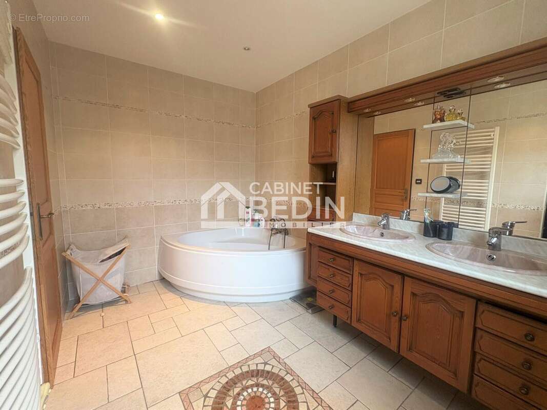 Maison à MARCHEPRIME