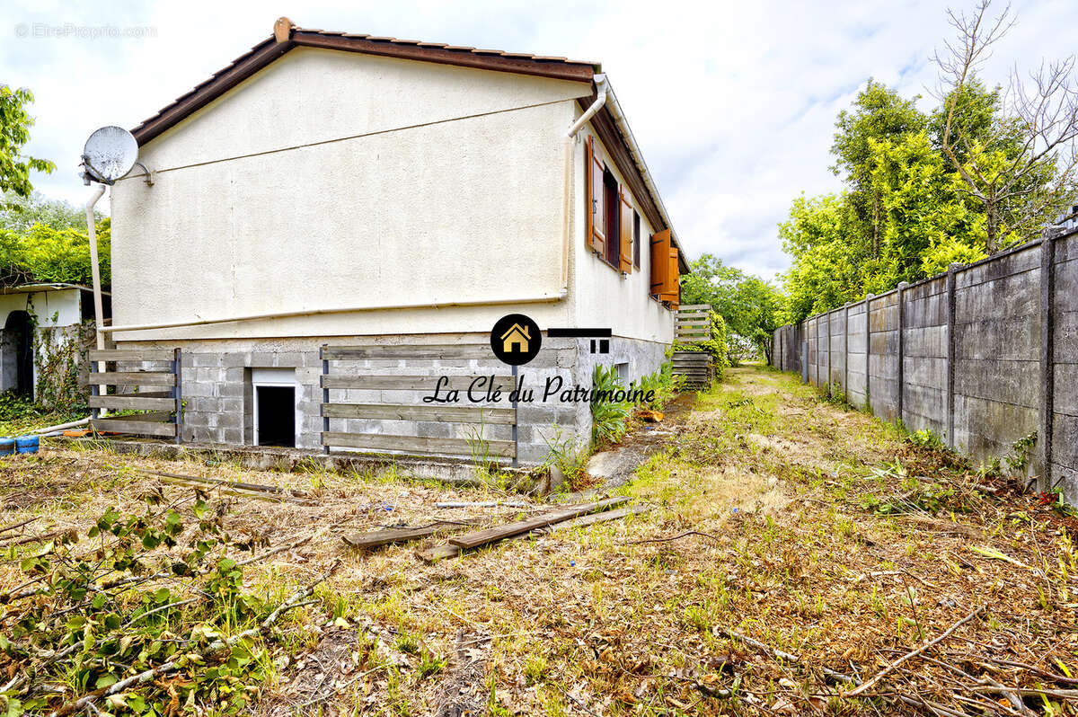 Maison avec terrain seconde ligne  plein sud  emplacement premium cauderan - photo 2