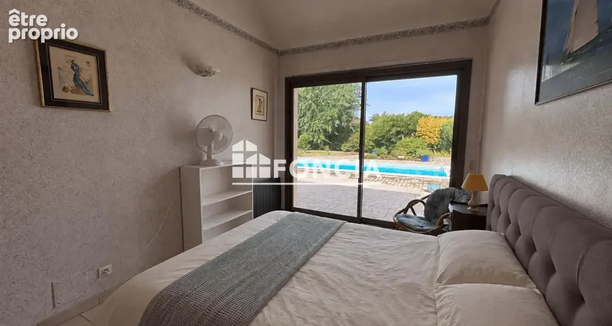 Maison familiale avec piscine et parc paysager – Mosnes - photo 8