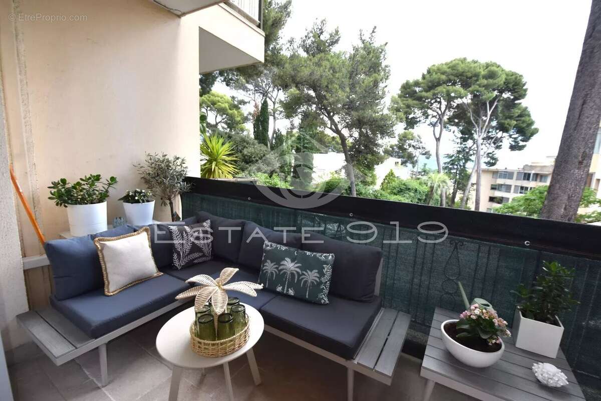 Appartement à LE CANNET