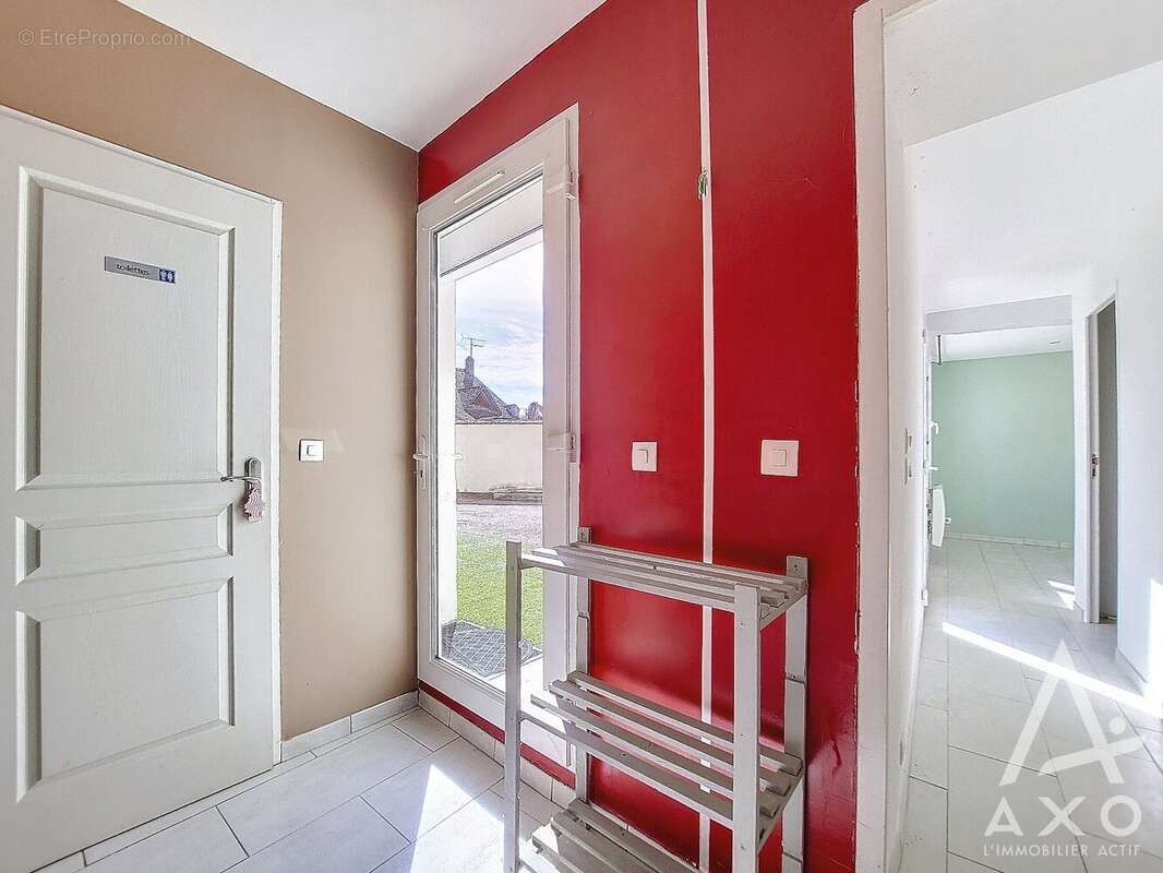 Maison à GIROLLES