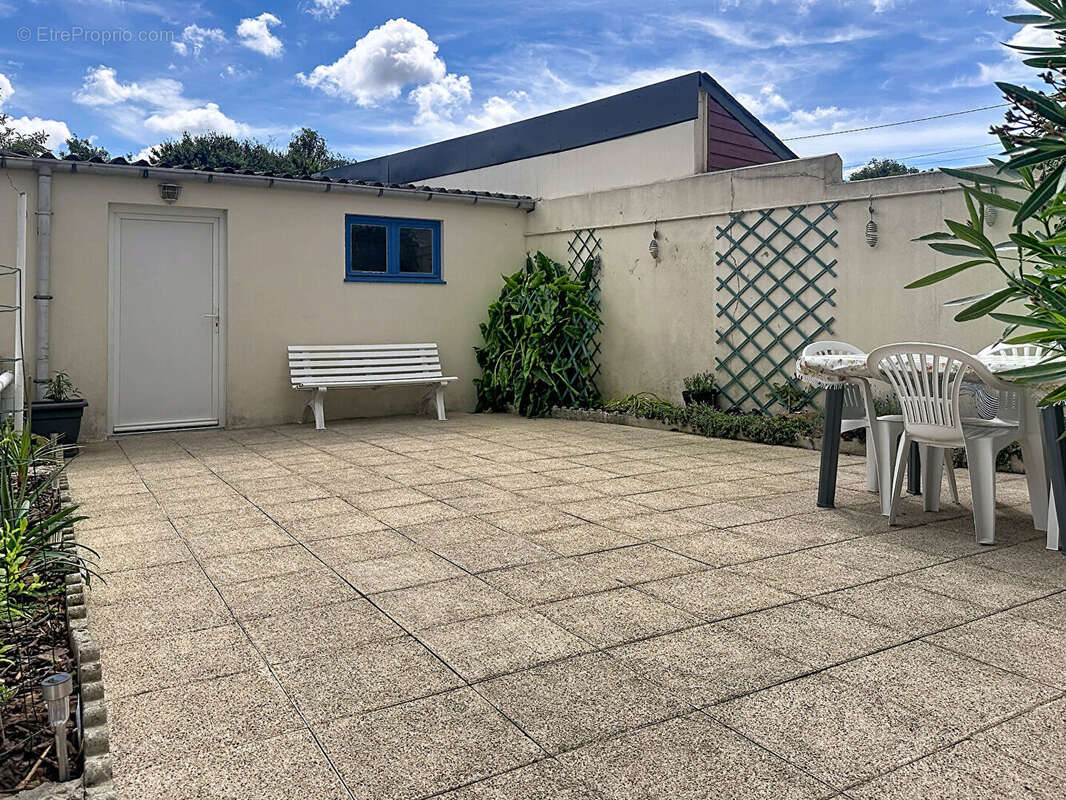 Maison TOURLAVILLE 4 pièces de 83.50 m2 - photo 13