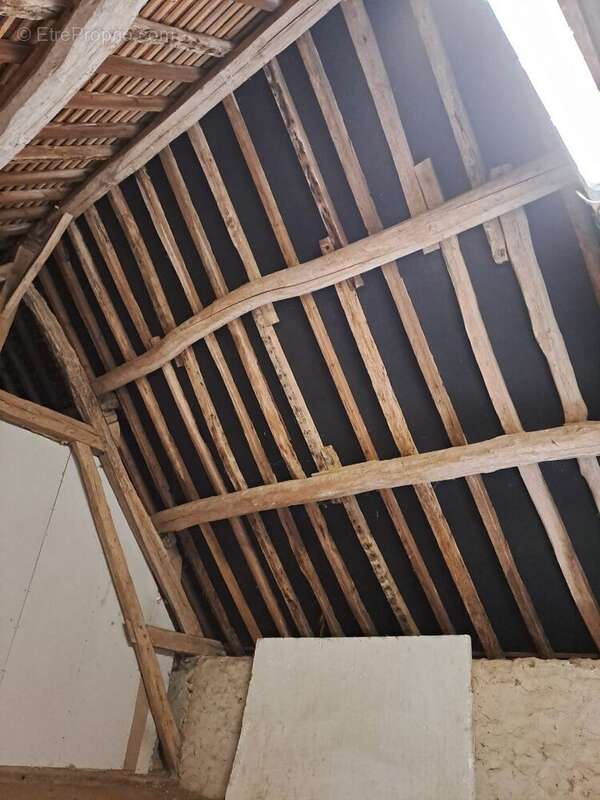 Maison à MOUTIERS-AU-PERCHE