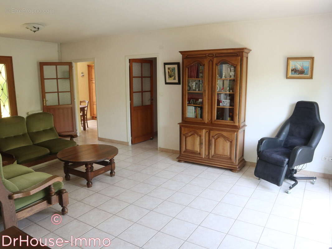 Maison à ETOILE-SUR-RHONE