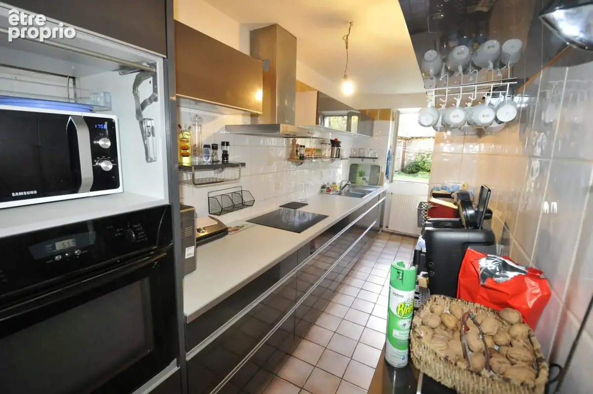 Maison de Maitre au coeur du Village de Pierre-Buffière - photo 12